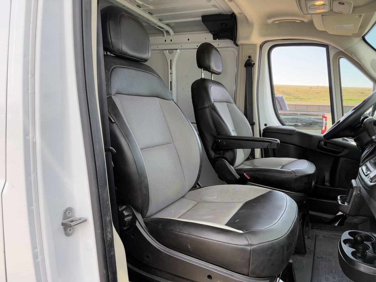 Used 2022 RAM ProMaster 3500 w/ Fleet Safety Group (AWQ) image 23