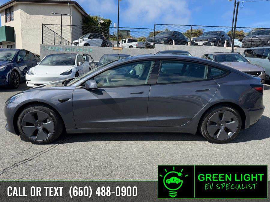 Used 2023 Tesla Model 3 Standard Range image 8