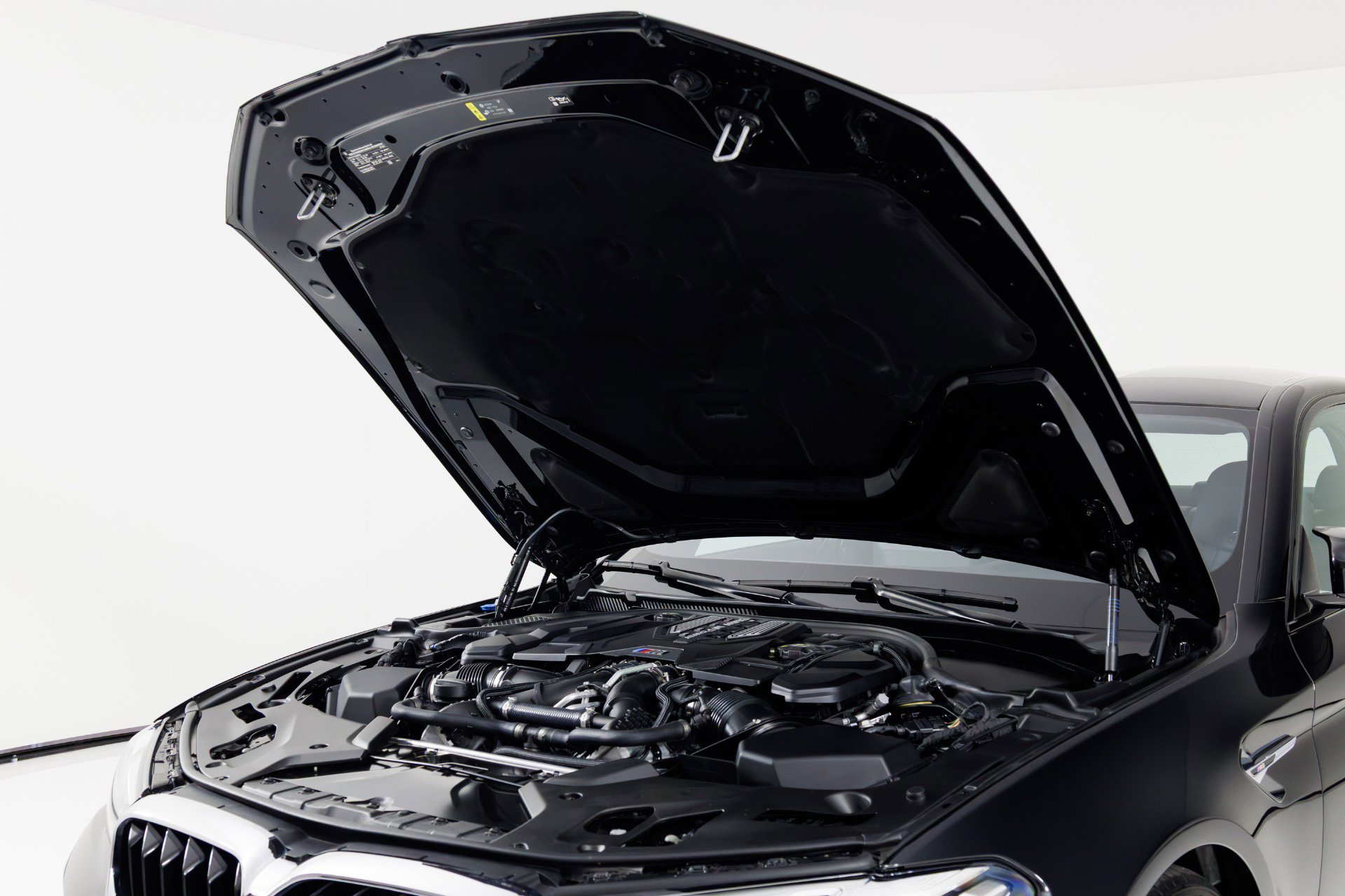 Used 2023 BMW M5 w/ Executive Package image 52