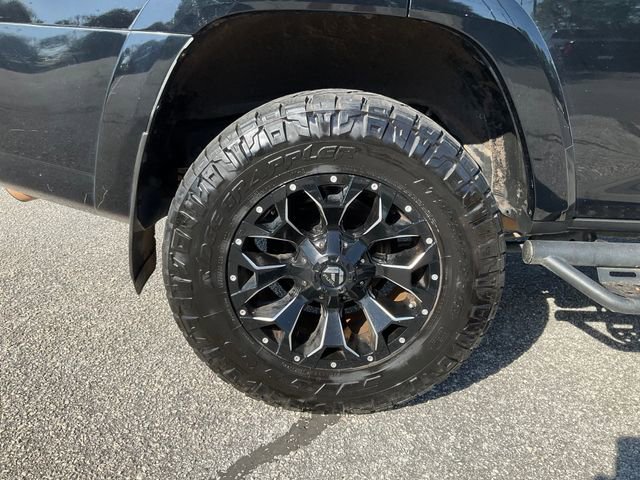 Used 2018 Toyota 4Runner SR5 AWD/4WD image 23