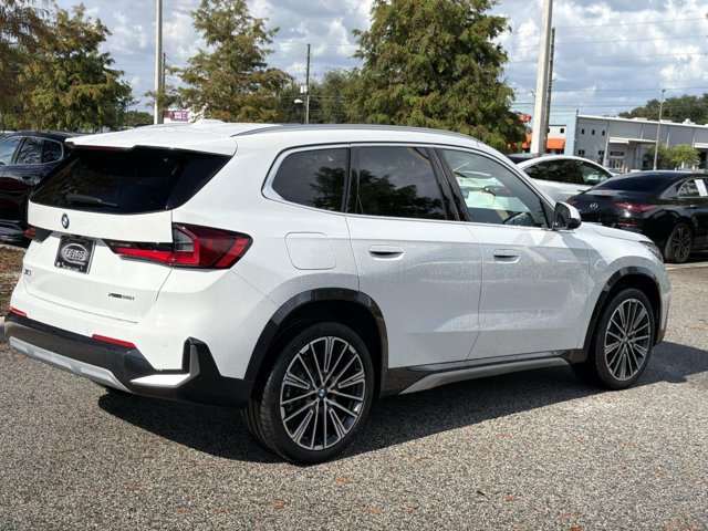 New 2026 BMW X1 xDrive28i w/ Technology Package AWD/4WD image 3