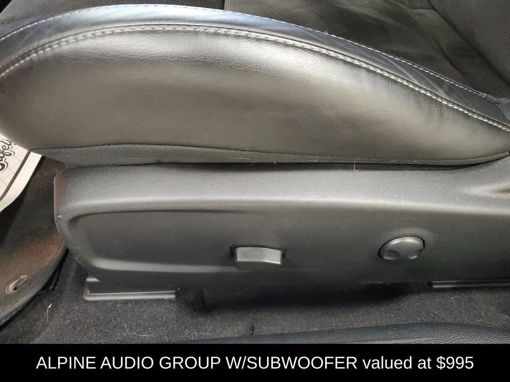 Used 2022 Dodge Challenger R/T w/ Plus Package image 7