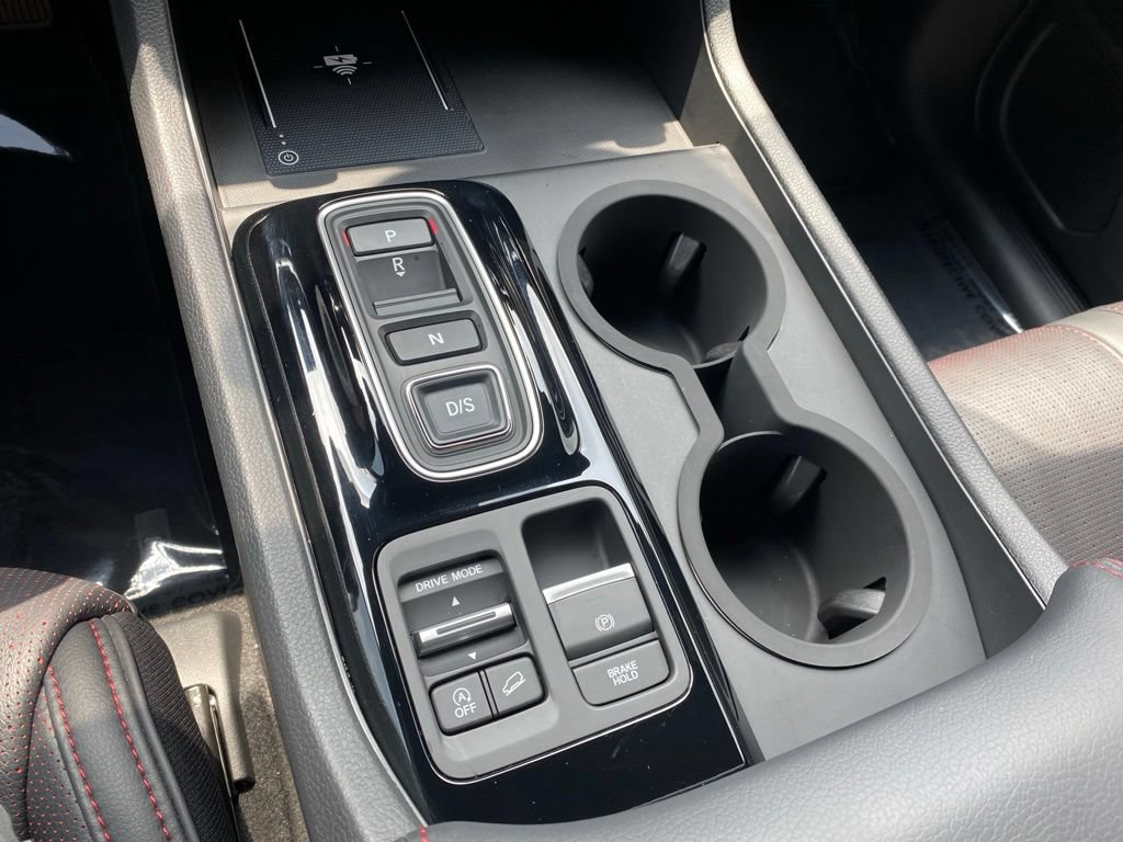 Used 2025 Honda Pilot Black Edition image 34