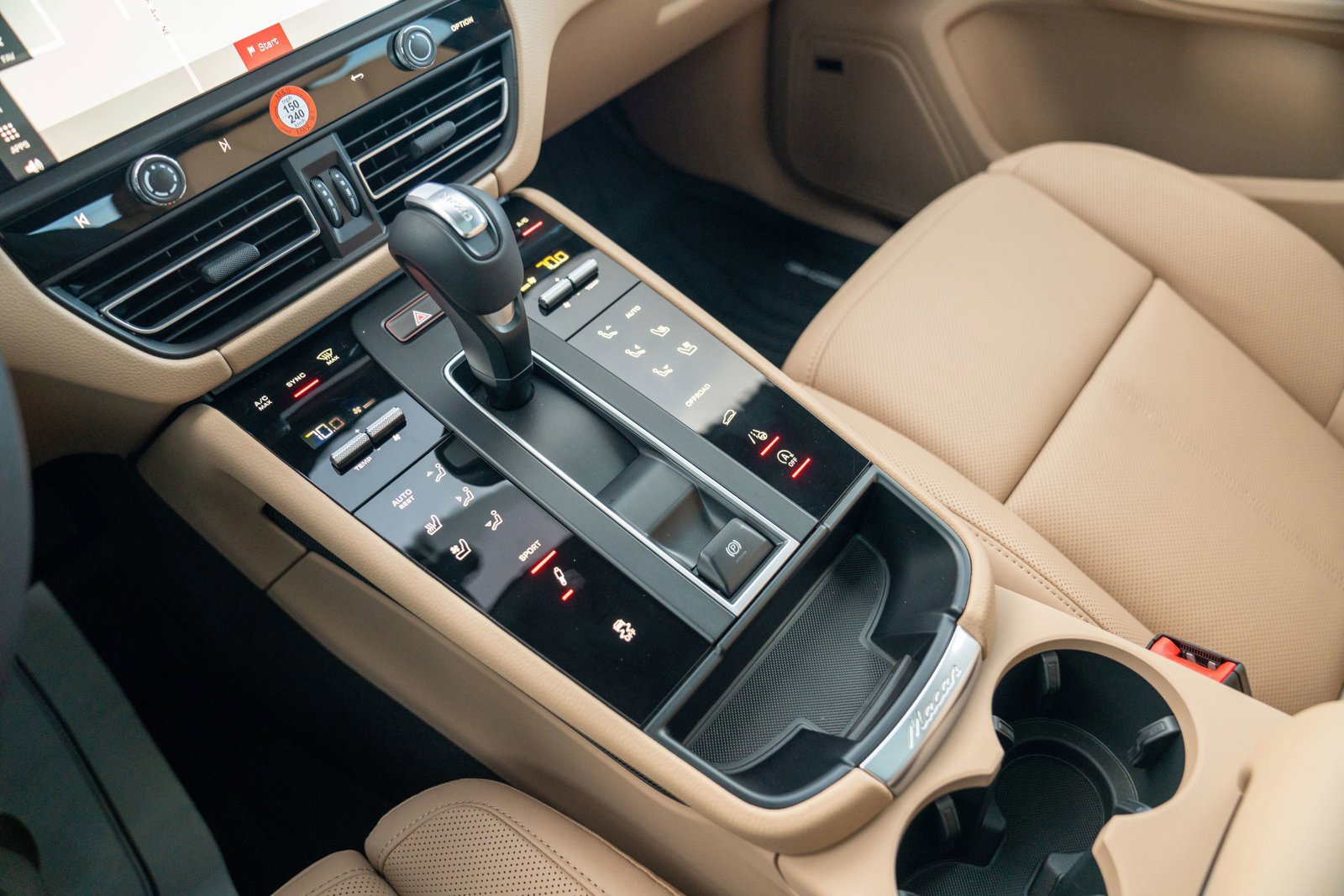 New 2026 Porsche Macan S AWD/4WD image 22