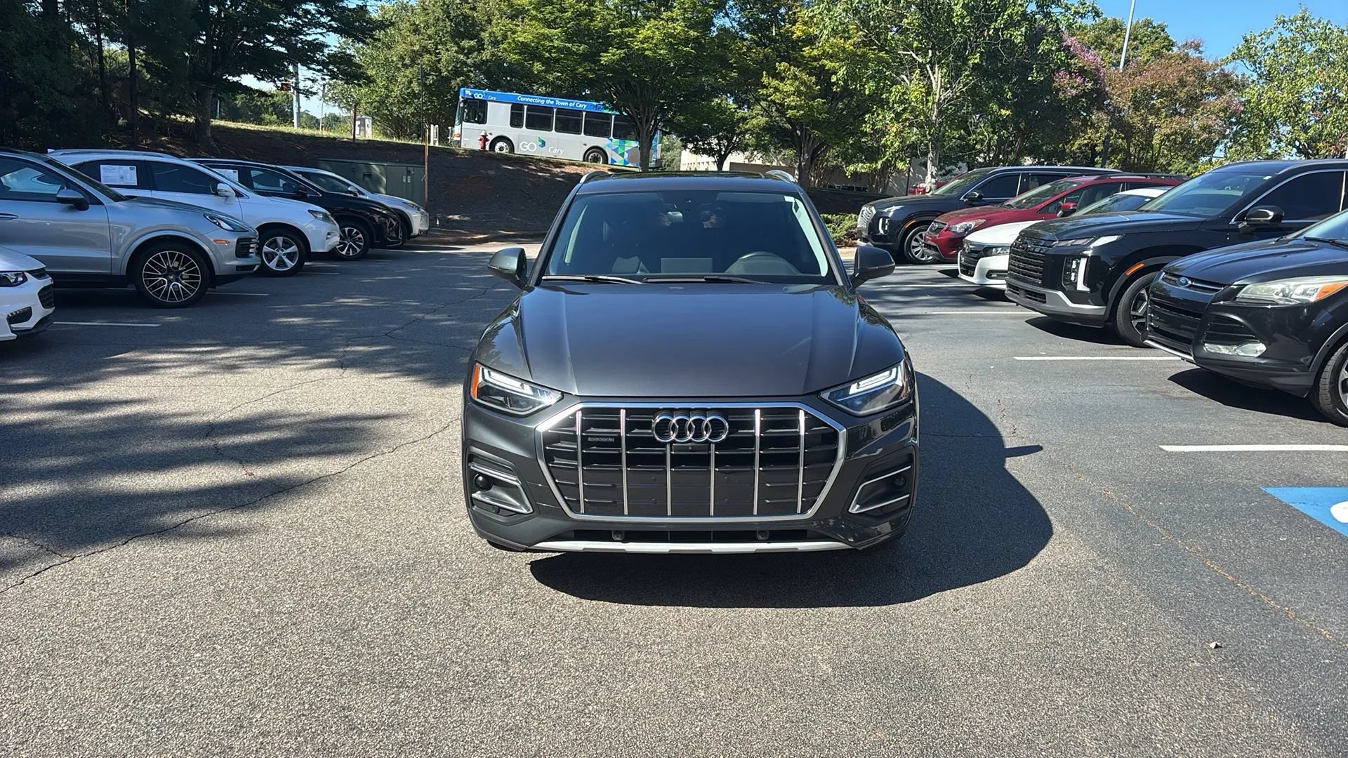 Used 2021 Audi Q5 2.0T Premium Plus w/ Premium Plus Package AWD/4WD image 2