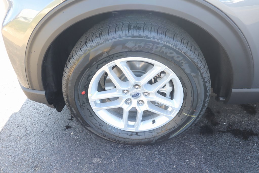 New 2026 Ford Explorer Active image 19