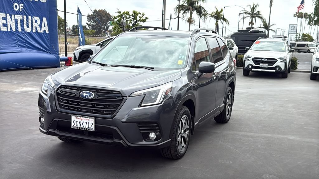 Certified 2023 Subaru Forester Premium AWD/4WD image 3