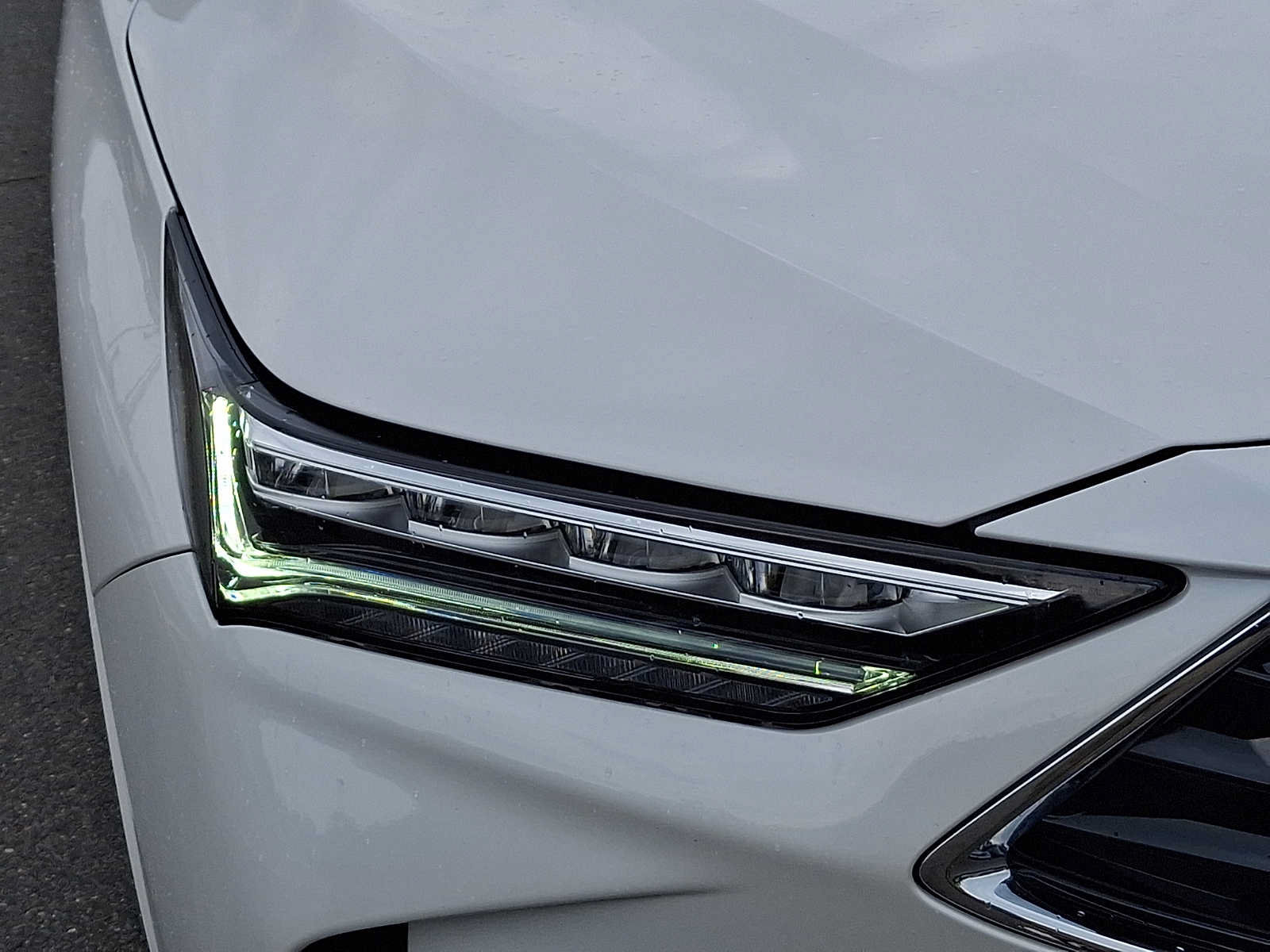Certified 2026 Acura MDX w/ Advance Package AWD/4WD image 9