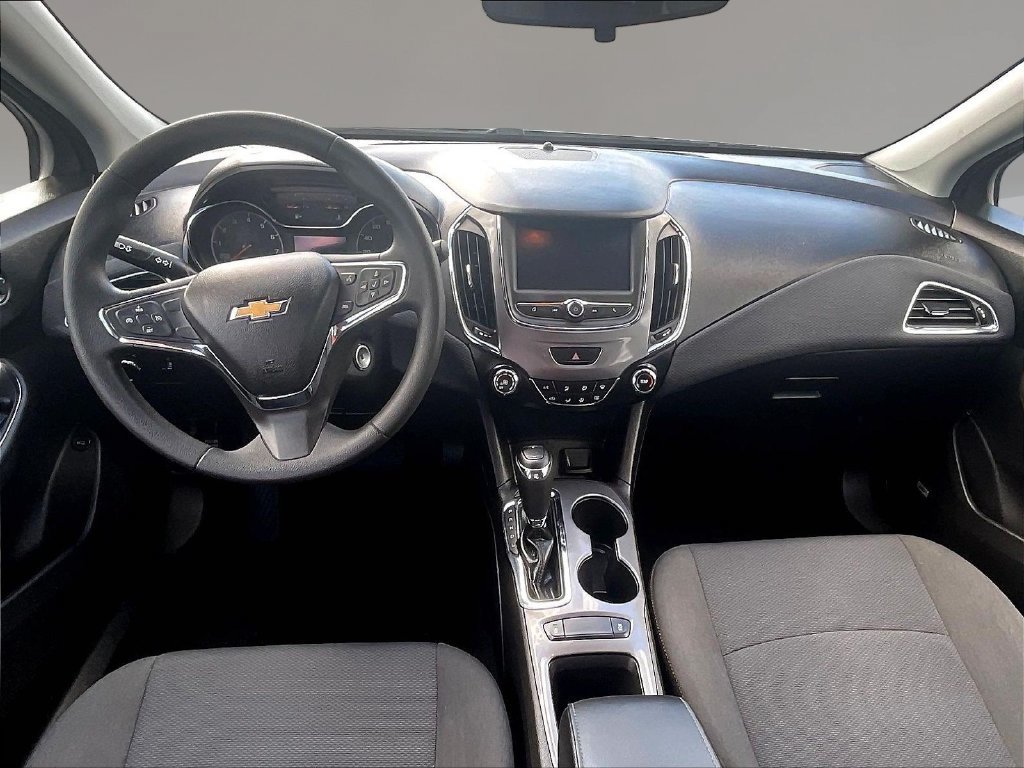 Used 2019 Chevrolet Cruze LS w/ LS Convenience Package FWD image 7