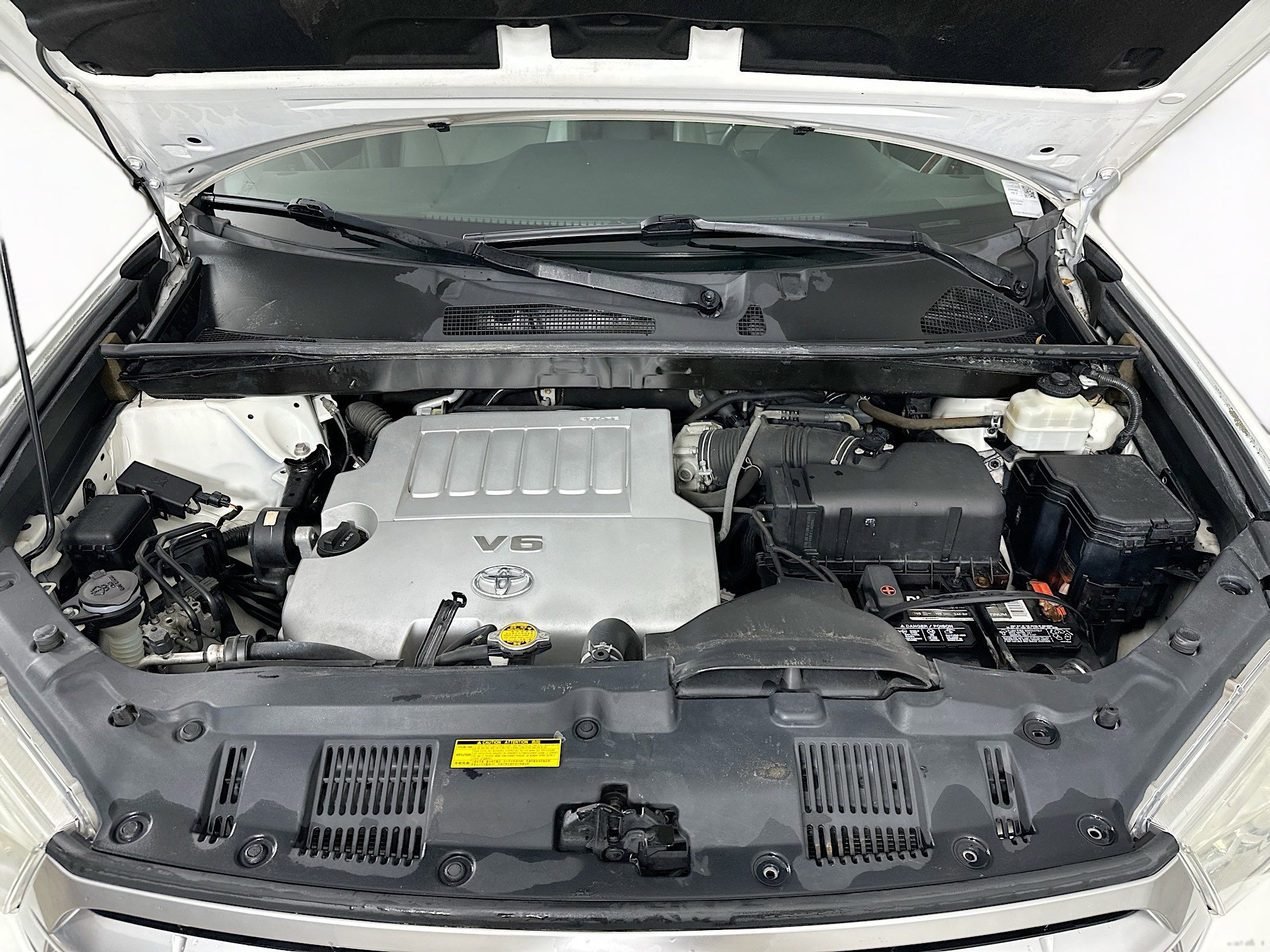 Used 2013 Toyota Highlander Limited image 36