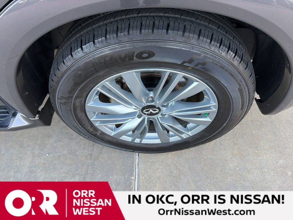 Used 2024 INFINITI QX80 Luxe RWD image 9