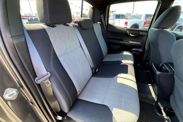 Used 2020 Toyota Tacoma TRD Sport image 26