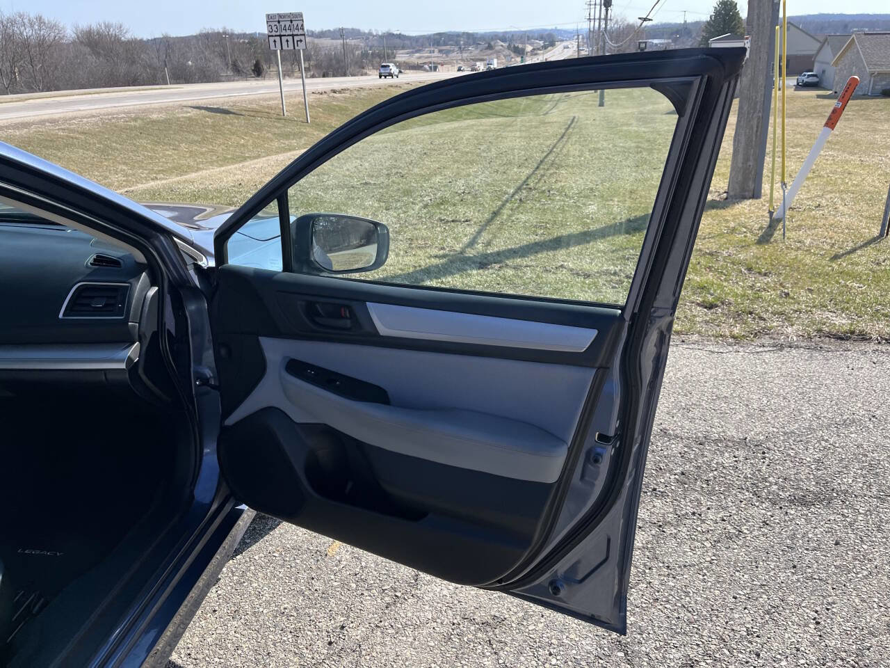 Used 2018 Subaru Legacy 2.5i AWD/4WD image 32