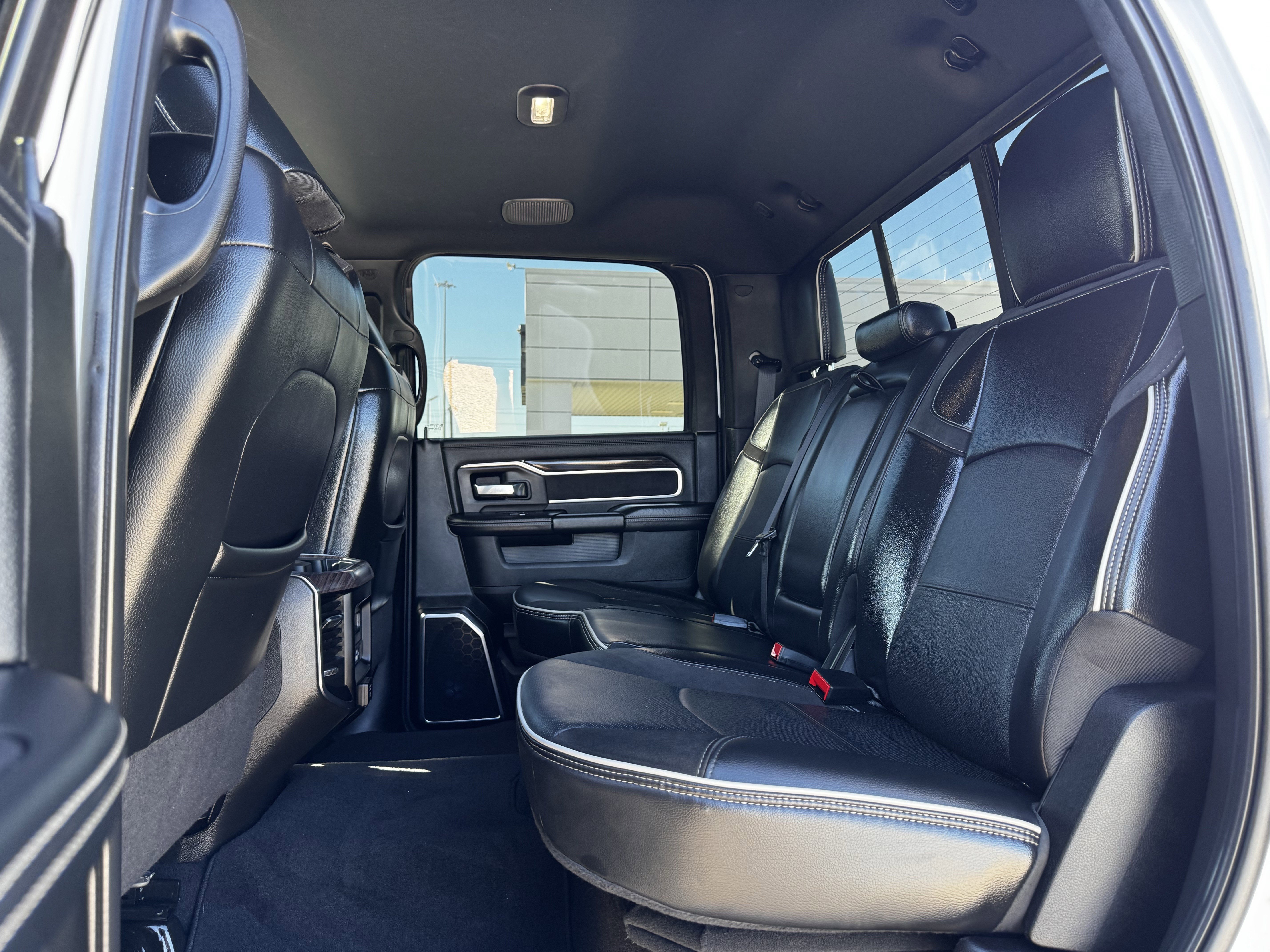 Used 2025 RAM 2500 Laramie image 39