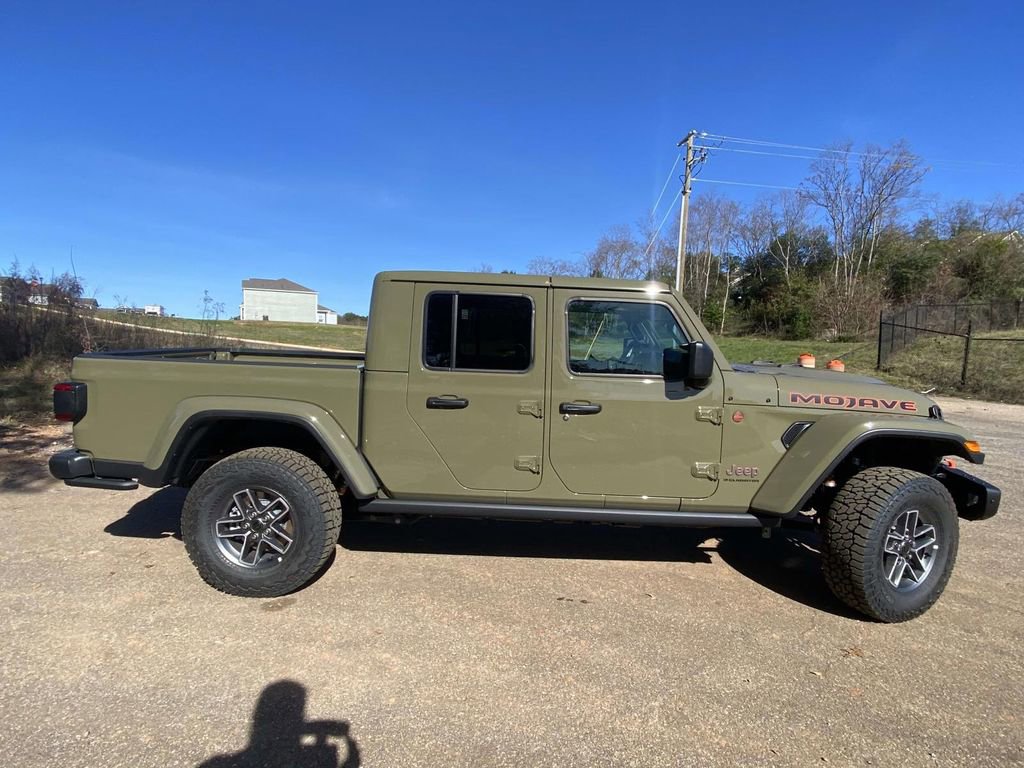 New 2026 Jeep Gladiator Mojave AWD/4WD image 37