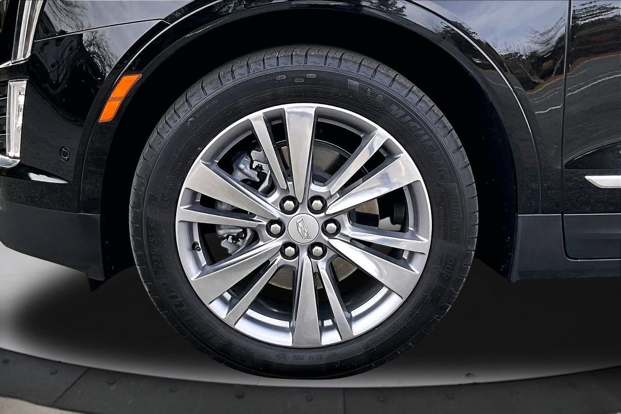 Used 2024 Cadillac XT5 Premium Luxury w/ Technology Package image 33