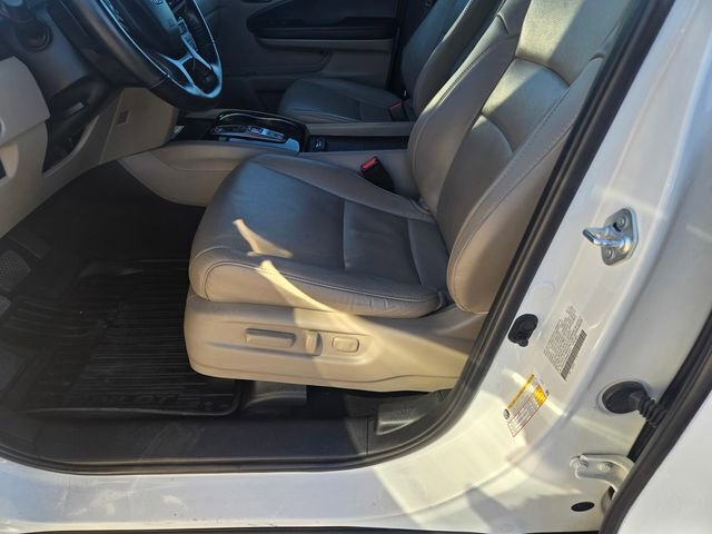 Used 2022 Honda Pilot Elite image 19