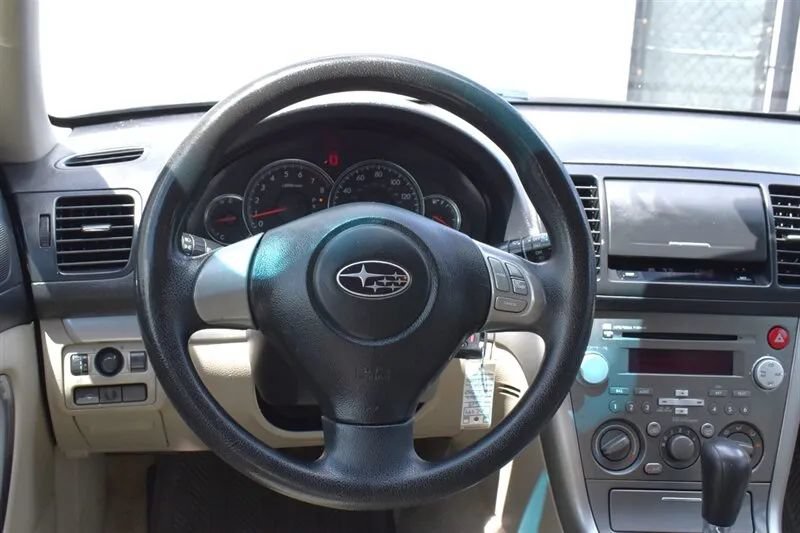 Used 2008 Subaru Outback 2.5i L.L. Bean AWD/4WD image 14