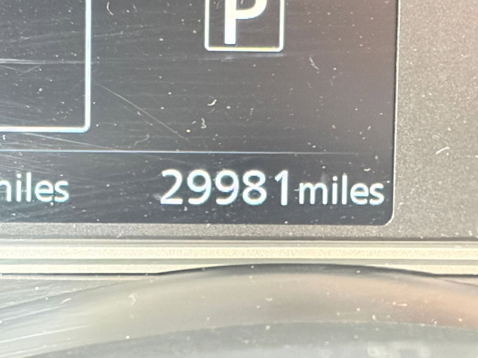 Used 2025 Nissan Versa SV FWD image 36