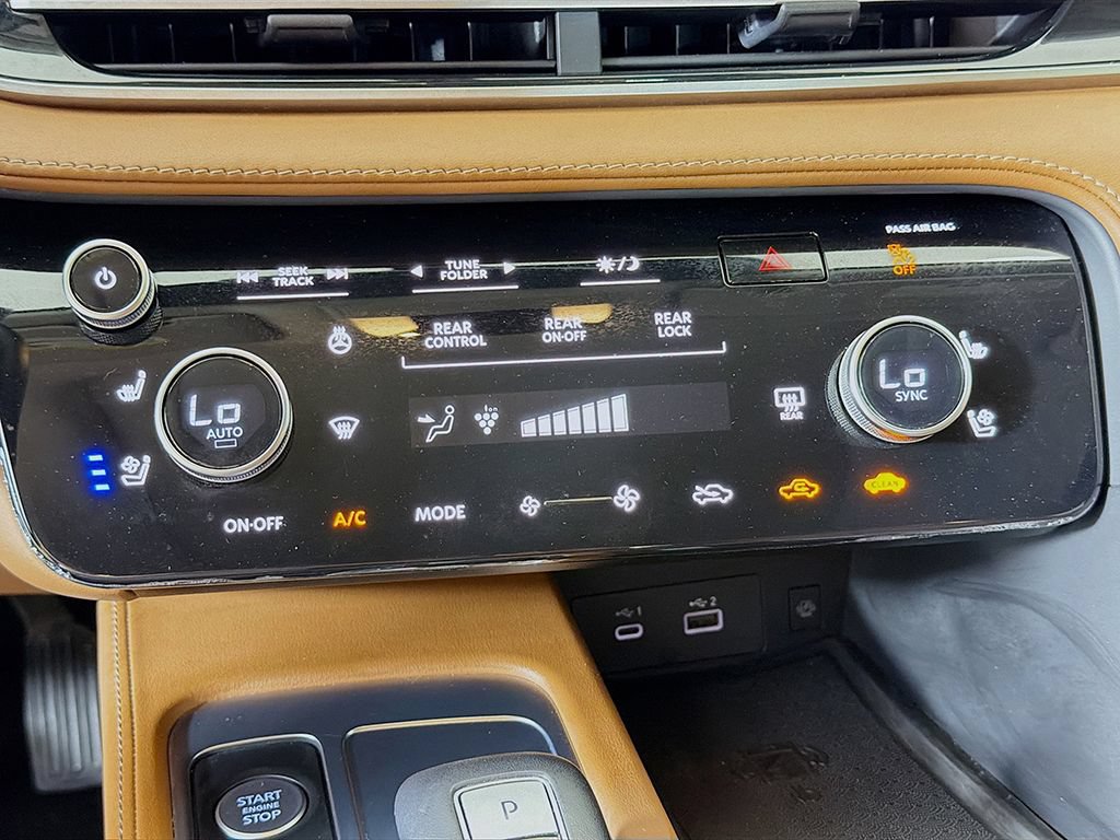 Used 2023 INFINITI QX60 Sensory AWD/4WD image 42
