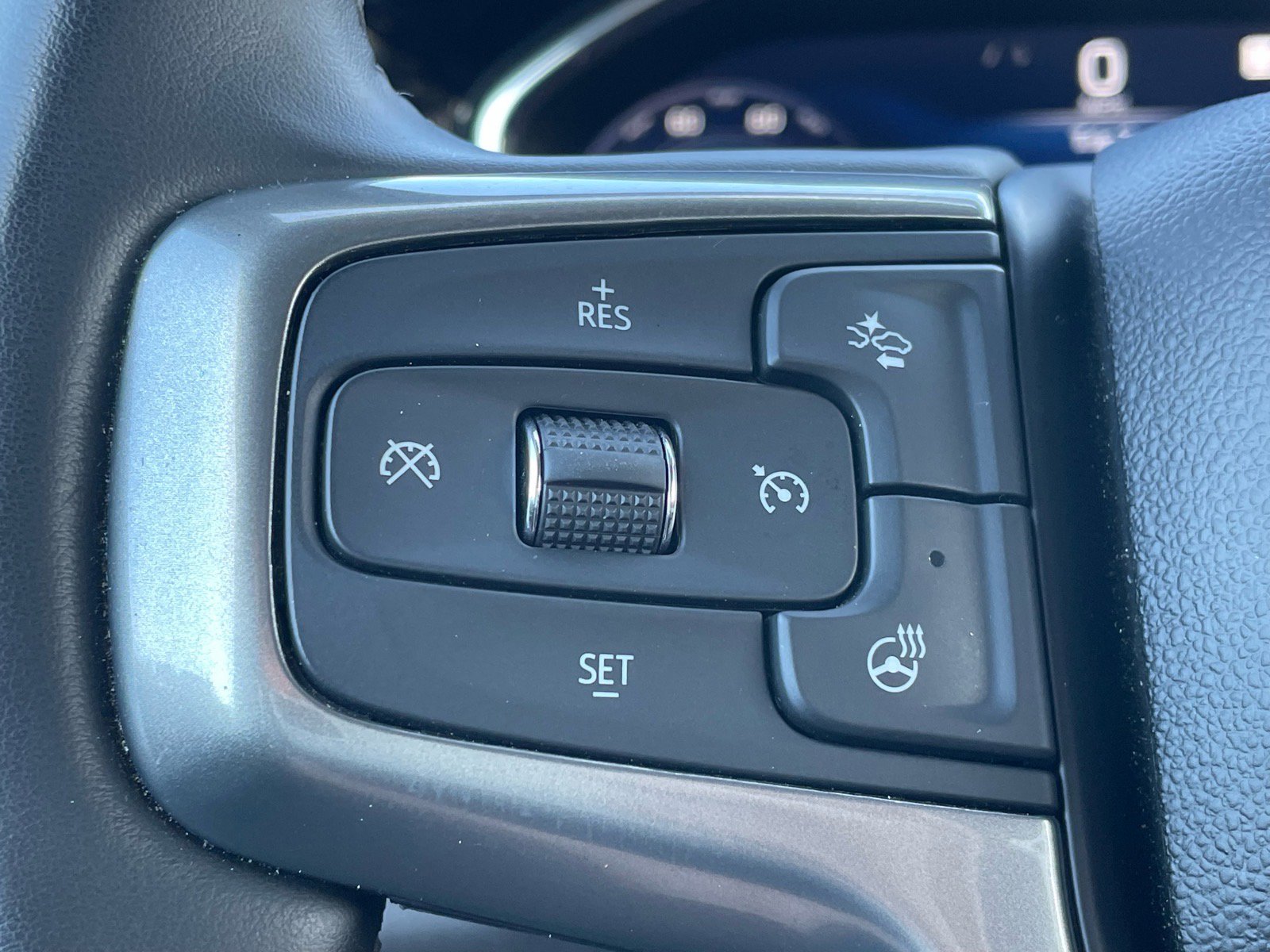 Used 2023 Chevrolet Silverado 1500 LT image 7