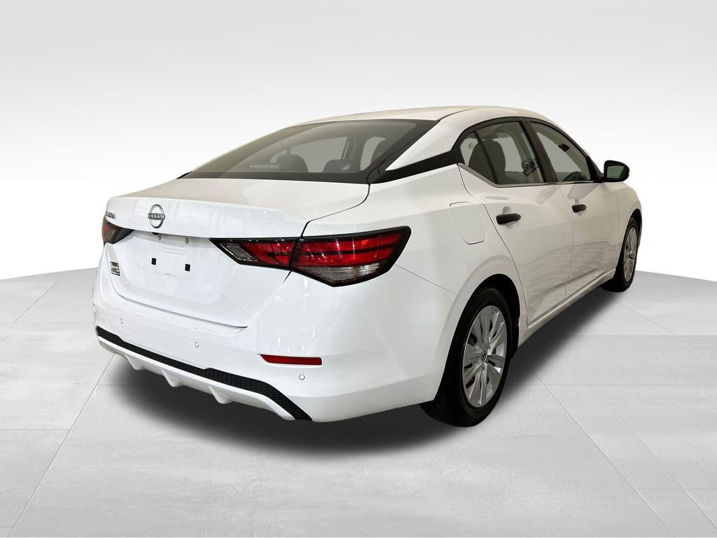 Used 2024 Nissan Sentra S image 5