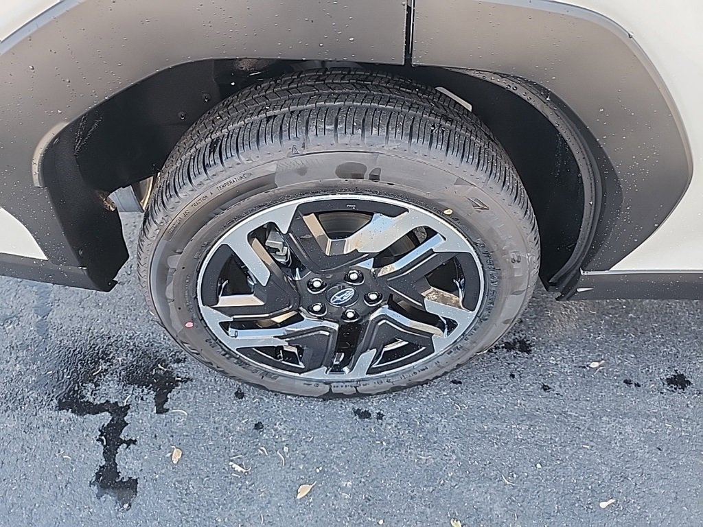 Used 2025 Subaru Forester Limited image 25