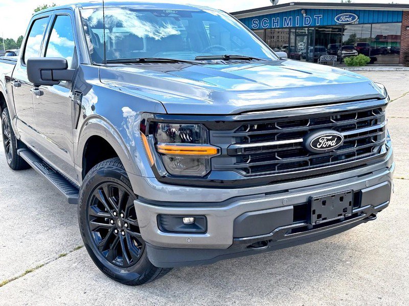Used 2025 Ford F150 XLT w/ Equipment Group 302A MID AWD/4WD image 8