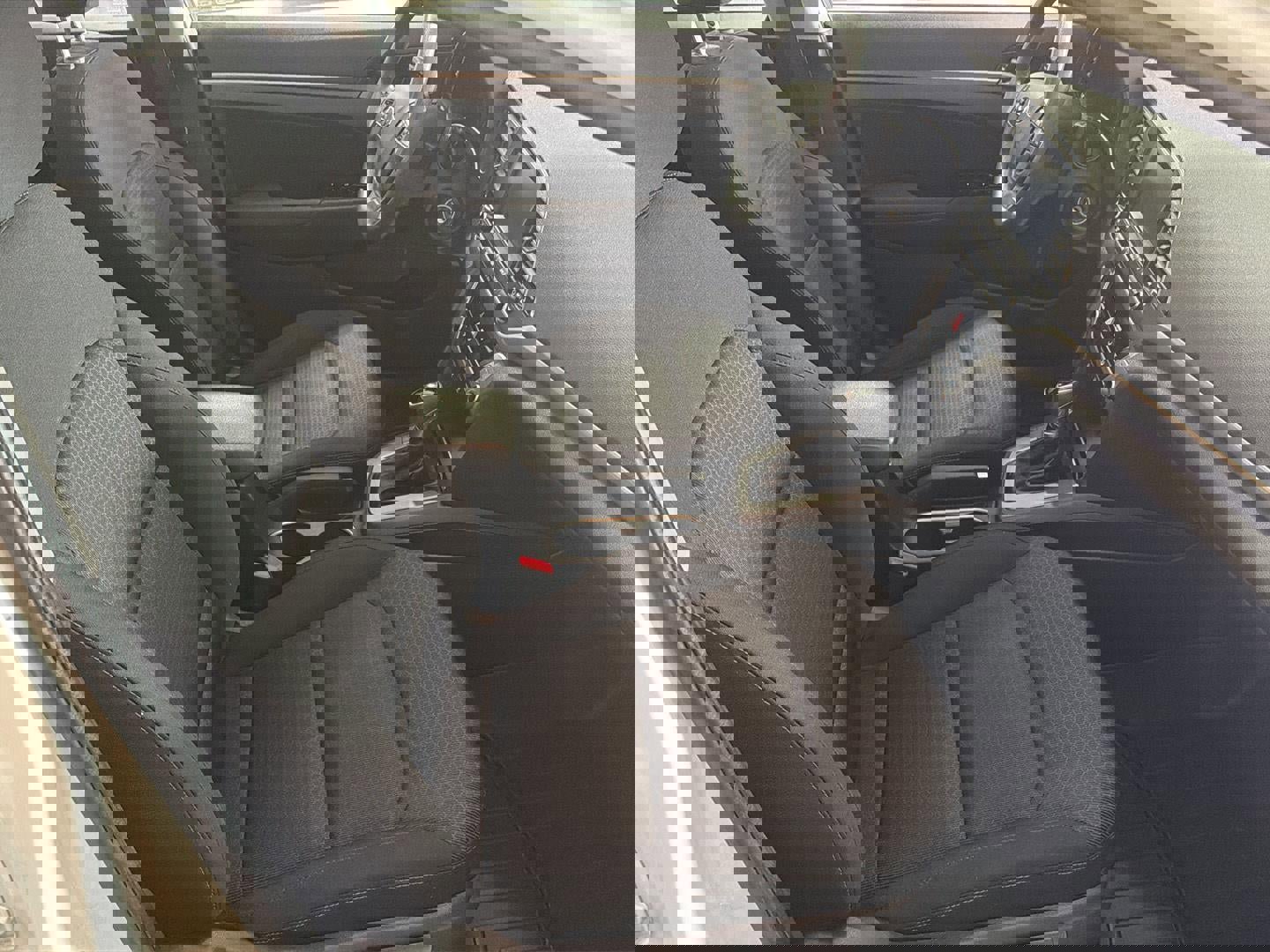 Used 2018 Hyundai Elantra SEL image 14