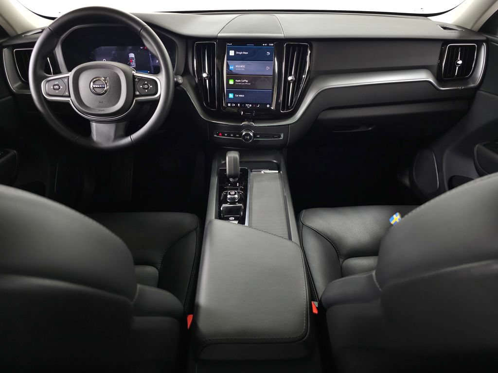 Certified 2025 Volvo XC60 B5 Core AWD/4WD image 15