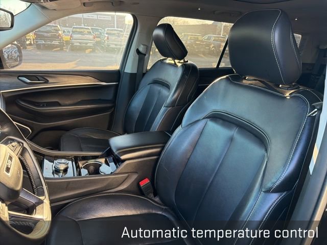 Used 2021 Jeep Grand Cherokee L Limited w/ Trailer Tow Group (B) image 24