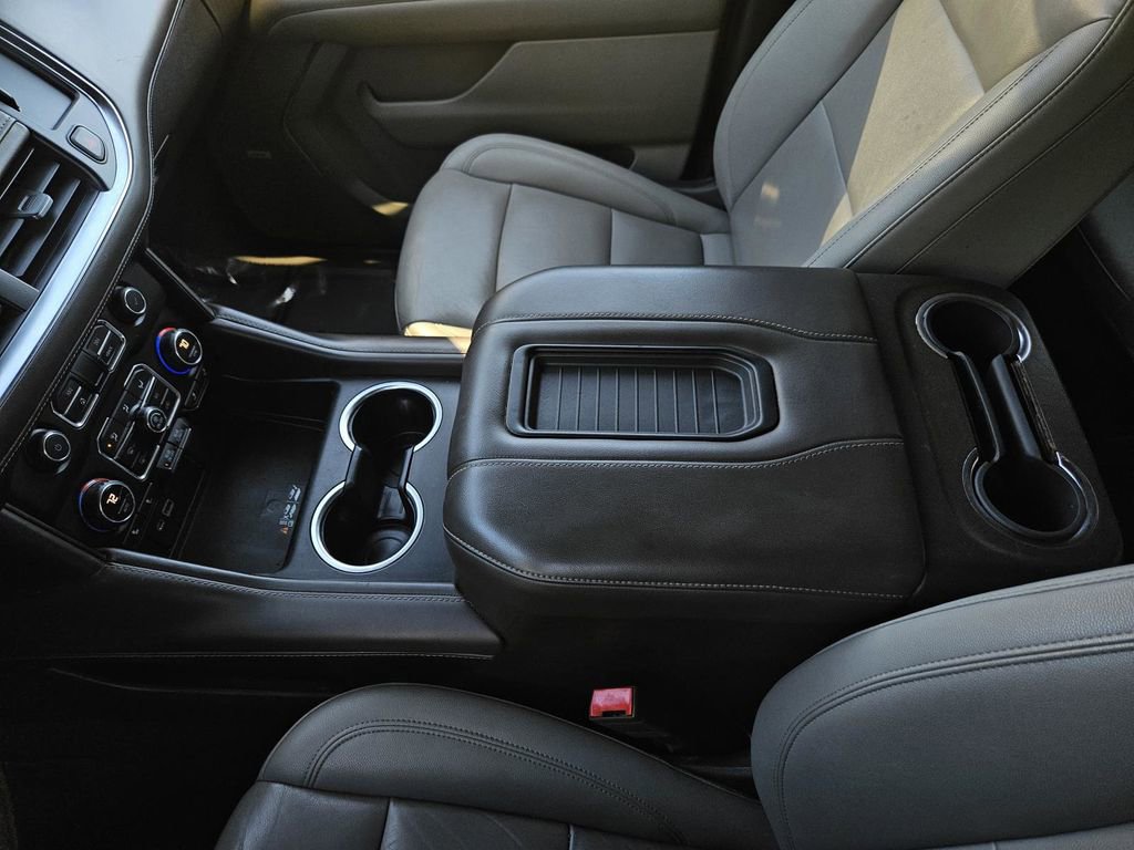 Used 2022 Chevrolet Tahoe LT w/ Luxury Package image 30