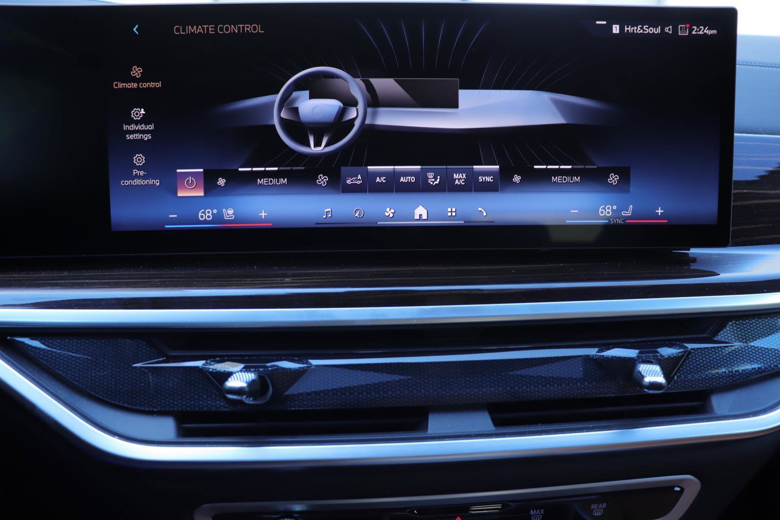 Used 2026 BMW X5 sDrive40i image 34