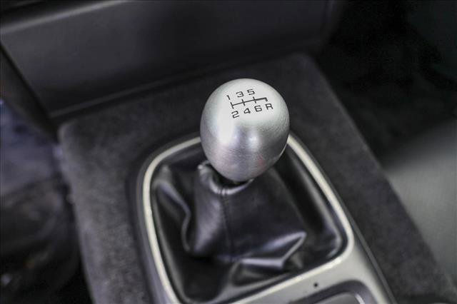 Used 2001 Honda S2000 image 18