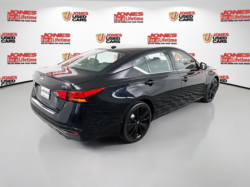 Used 2021 Nissan Altima 2.5 SR FWD image 14