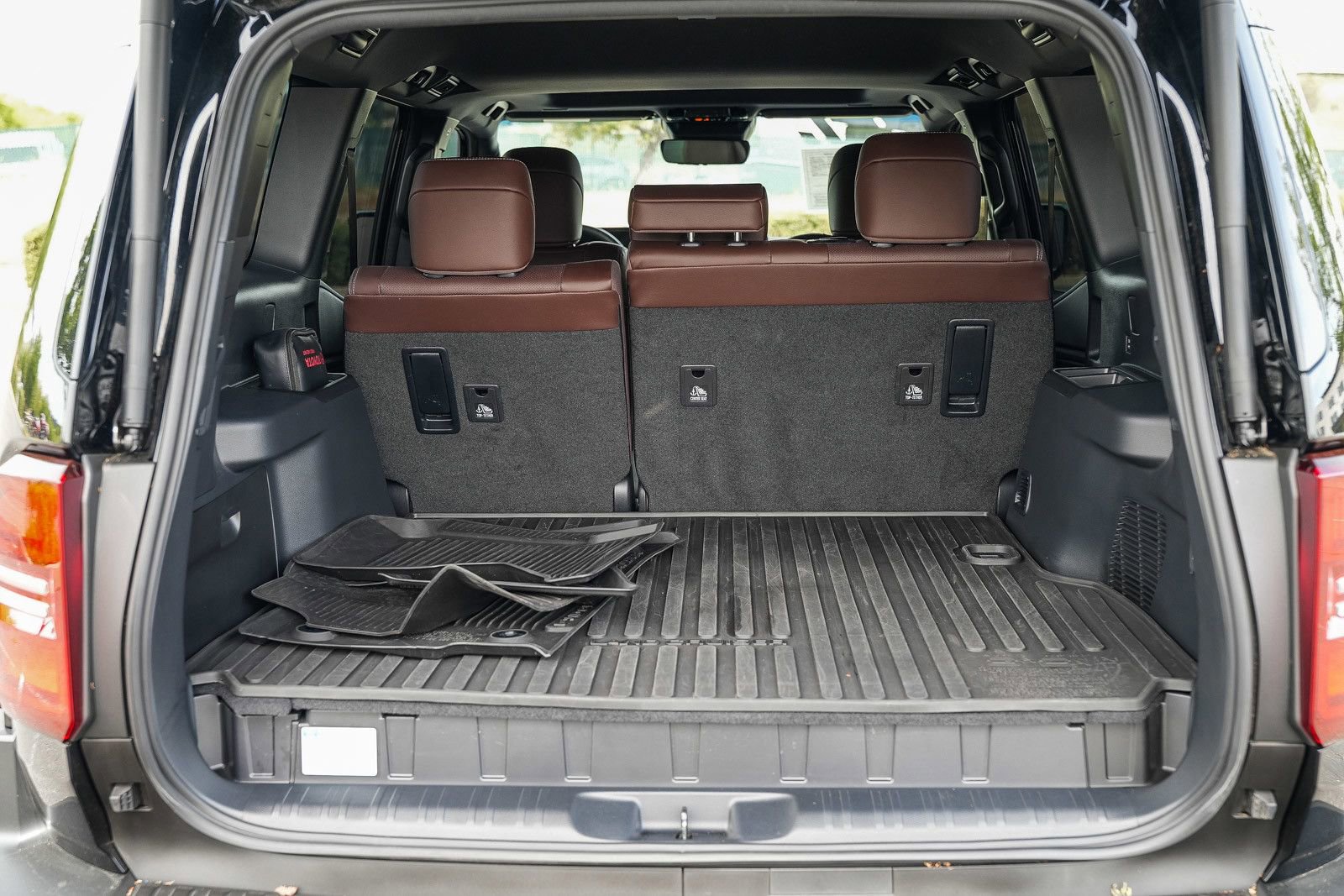 Used 2024 Toyota Land Cruiser image 25