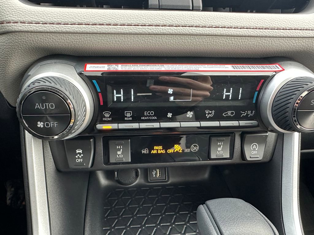 New 2025 Toyota RAV4 XLE image 17