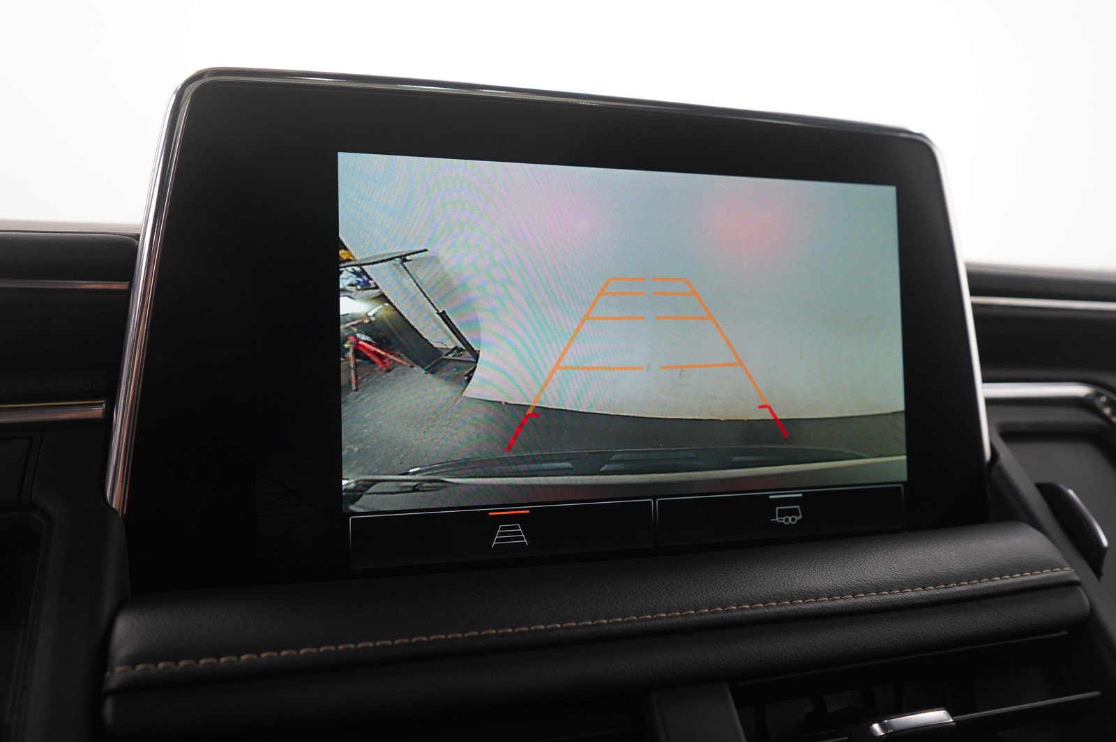 Used 2023 GMC Yukon XL SLT image 23