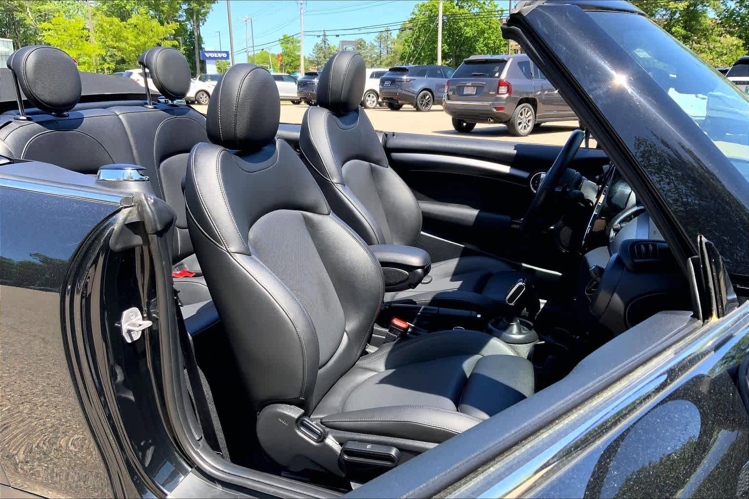 Used 2023 MINI Cooper S FWD image 8