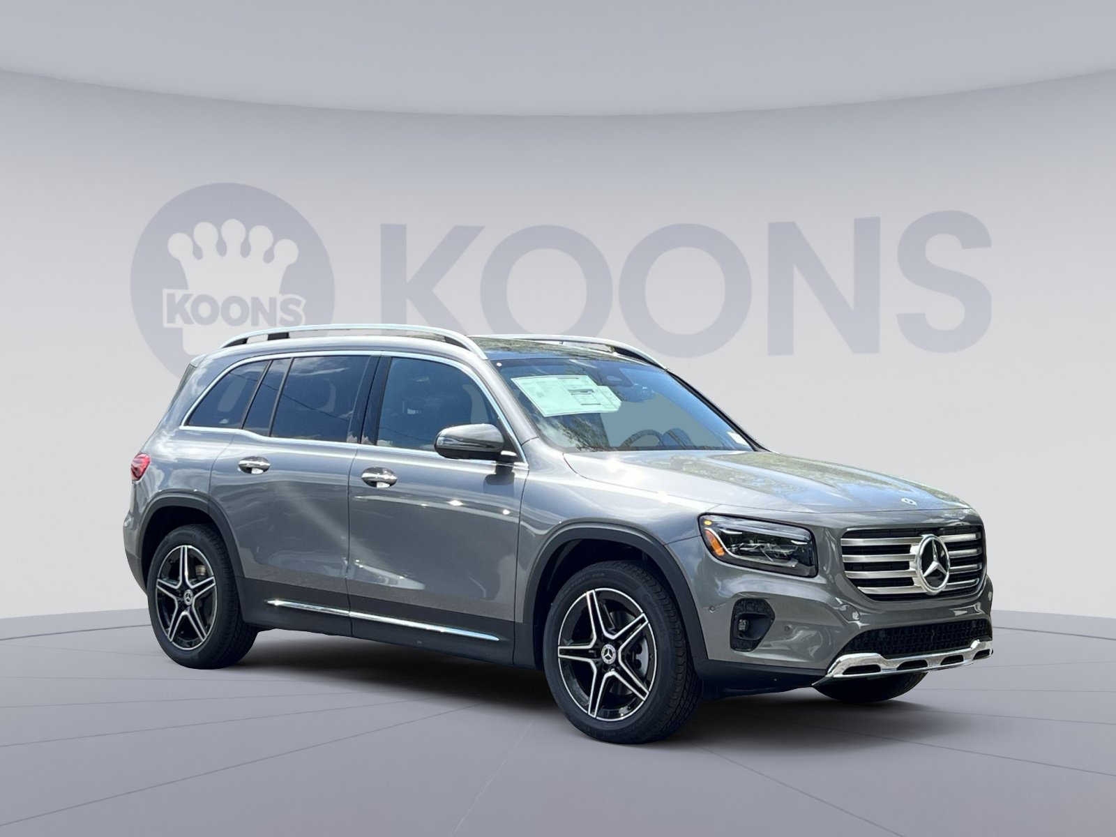 New 2026 Mercedes-Benz GLB 250 4MATIC image 2