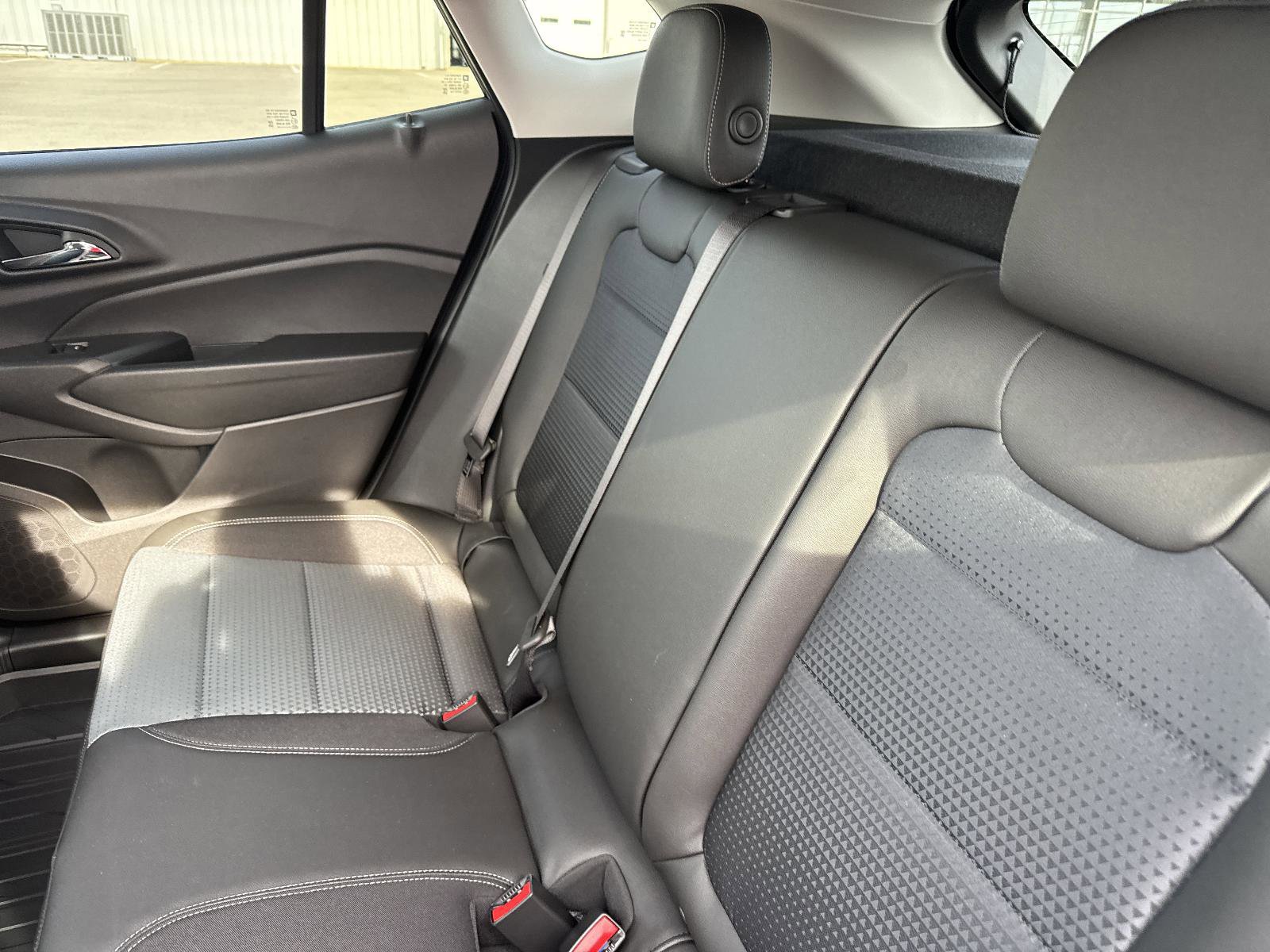 New 2026 Chevrolet Trax LT w/ LT Convenience Package image 12