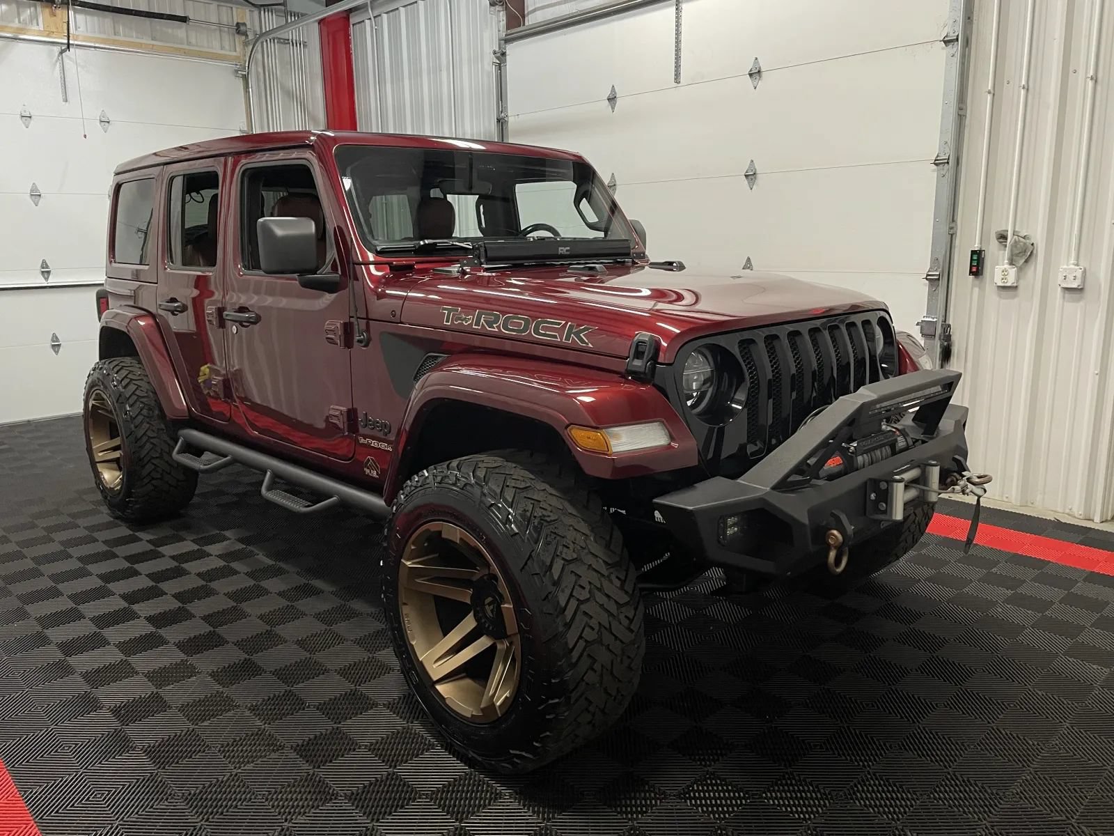 Used 2021 Jeep Wrangler Unlimited Sport AWD/4WD image 9