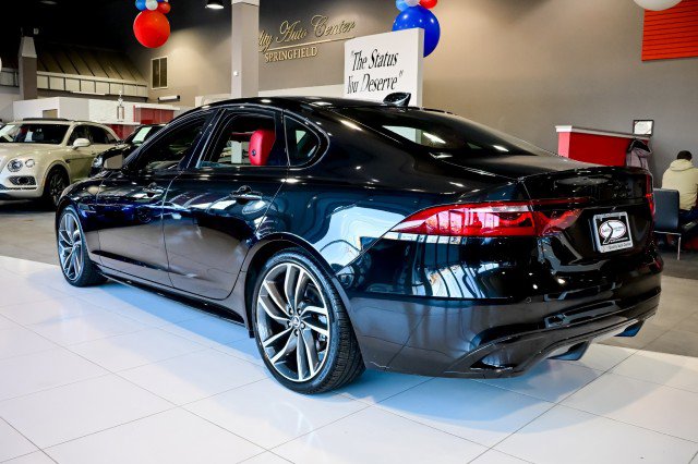 Used 2024 Jaguar XF R-Dynamic SE image 8