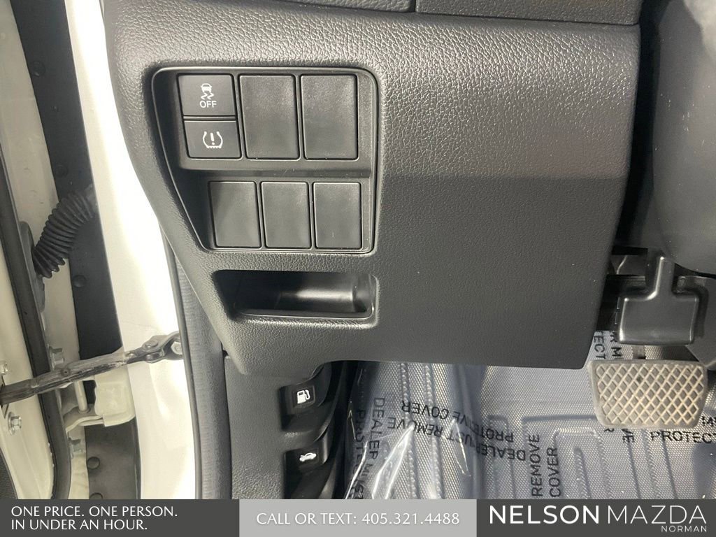 Used 2018 Honda CR-V LX image 37