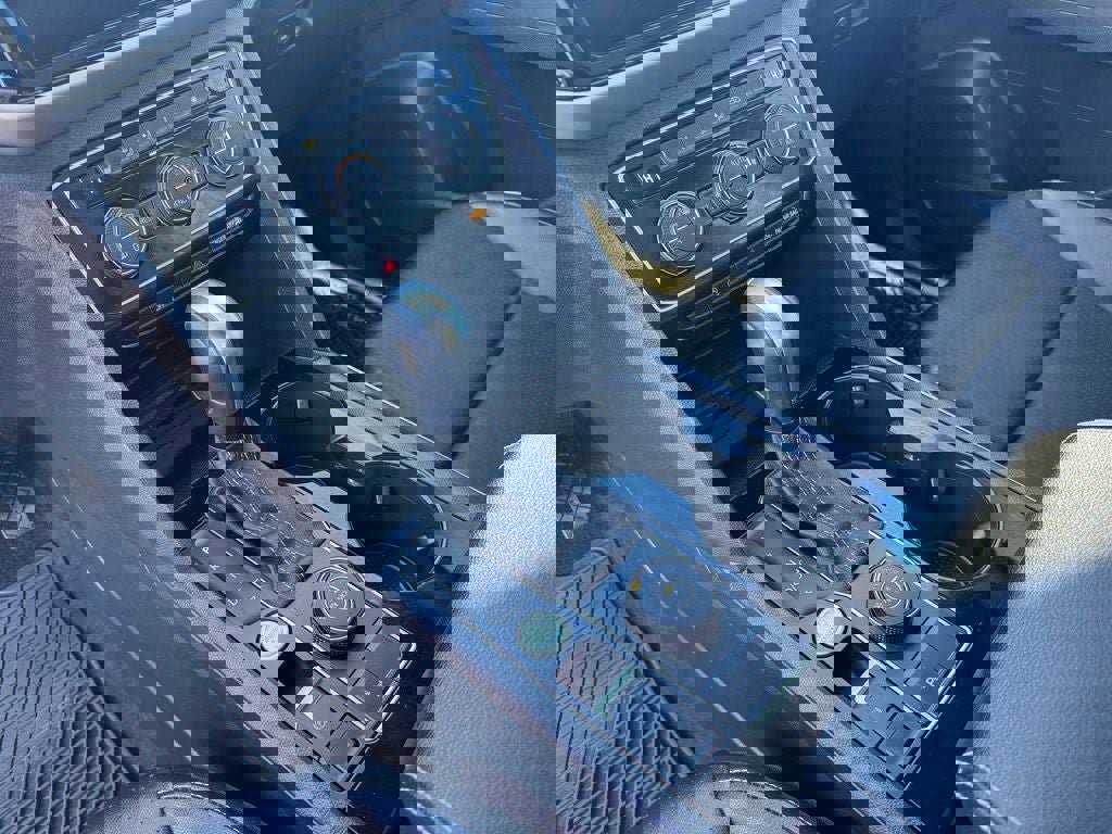 Used 2022 Volkswagen Atlas SEL image 22