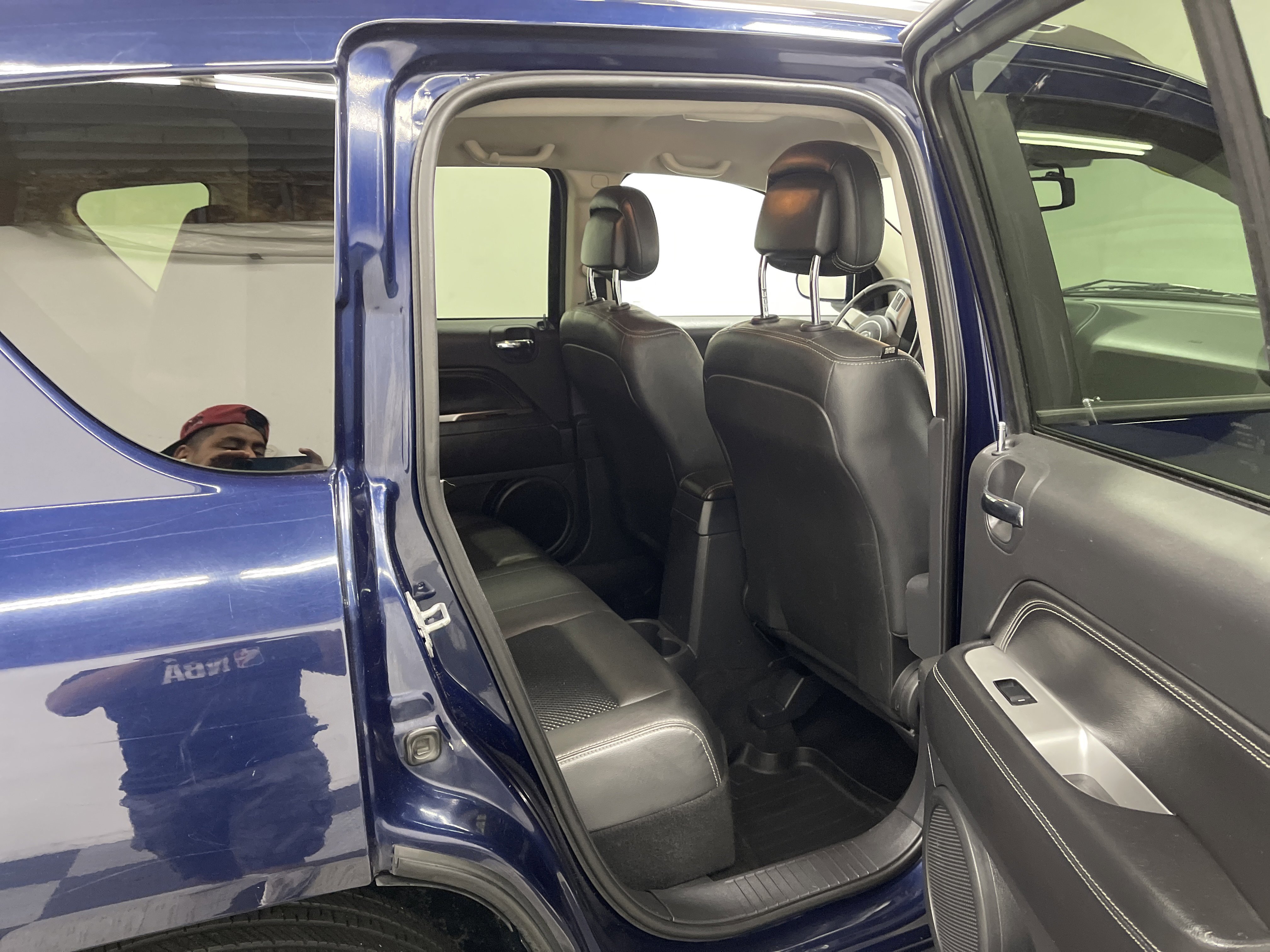 Used 2015 Jeep Compass Latitude image 21