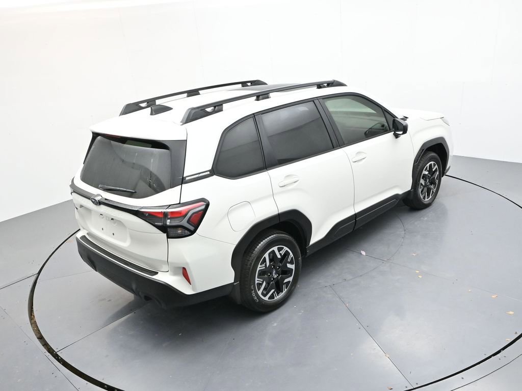 Used 2025 Subaru Forester Premium w/ Convenience Package #2 image 25
