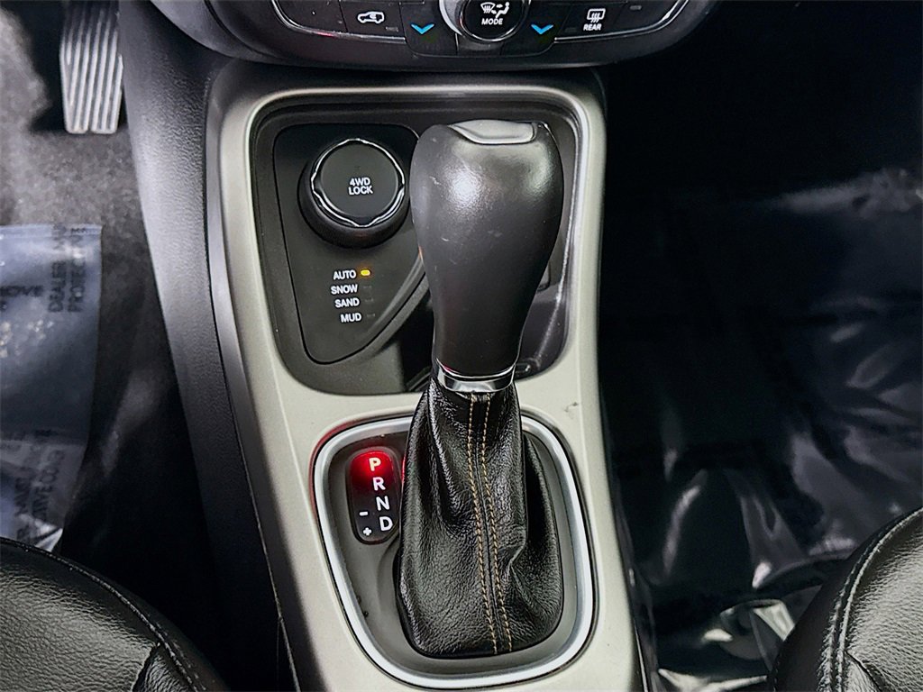 Used 2020 Jeep Compass Latitude w/ Popular Equipment Group image 10