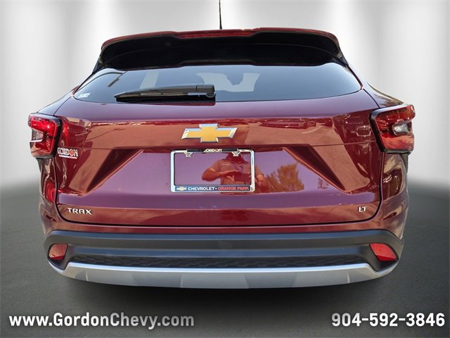Used 2025 Chevrolet Trax LT image 4
