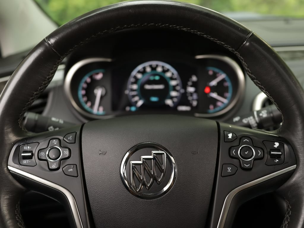 Used 2015 Buick LaCrosse Premium w/ Driver Confidence Package #1 FWD image 11